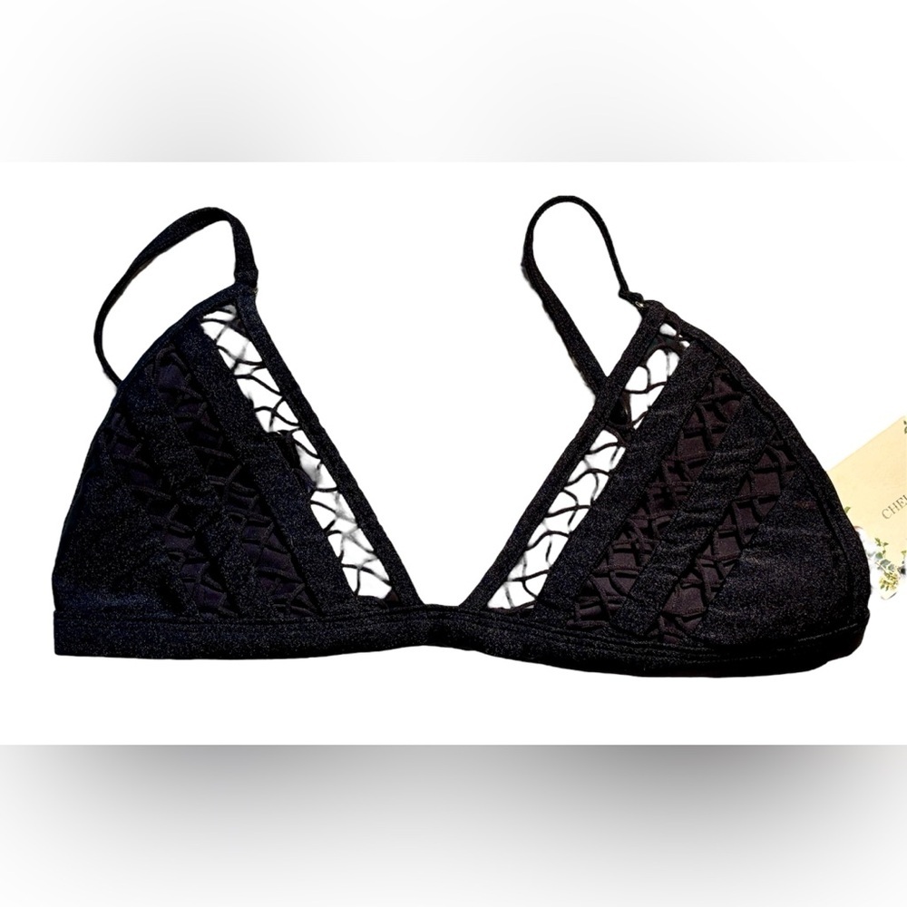 ⛱️Chelsea and Violet Cutout Swim Top Black Size XS⛱️ NWT